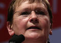 Marie-George Buffet en meeting au Dôme - Marseille (2007)